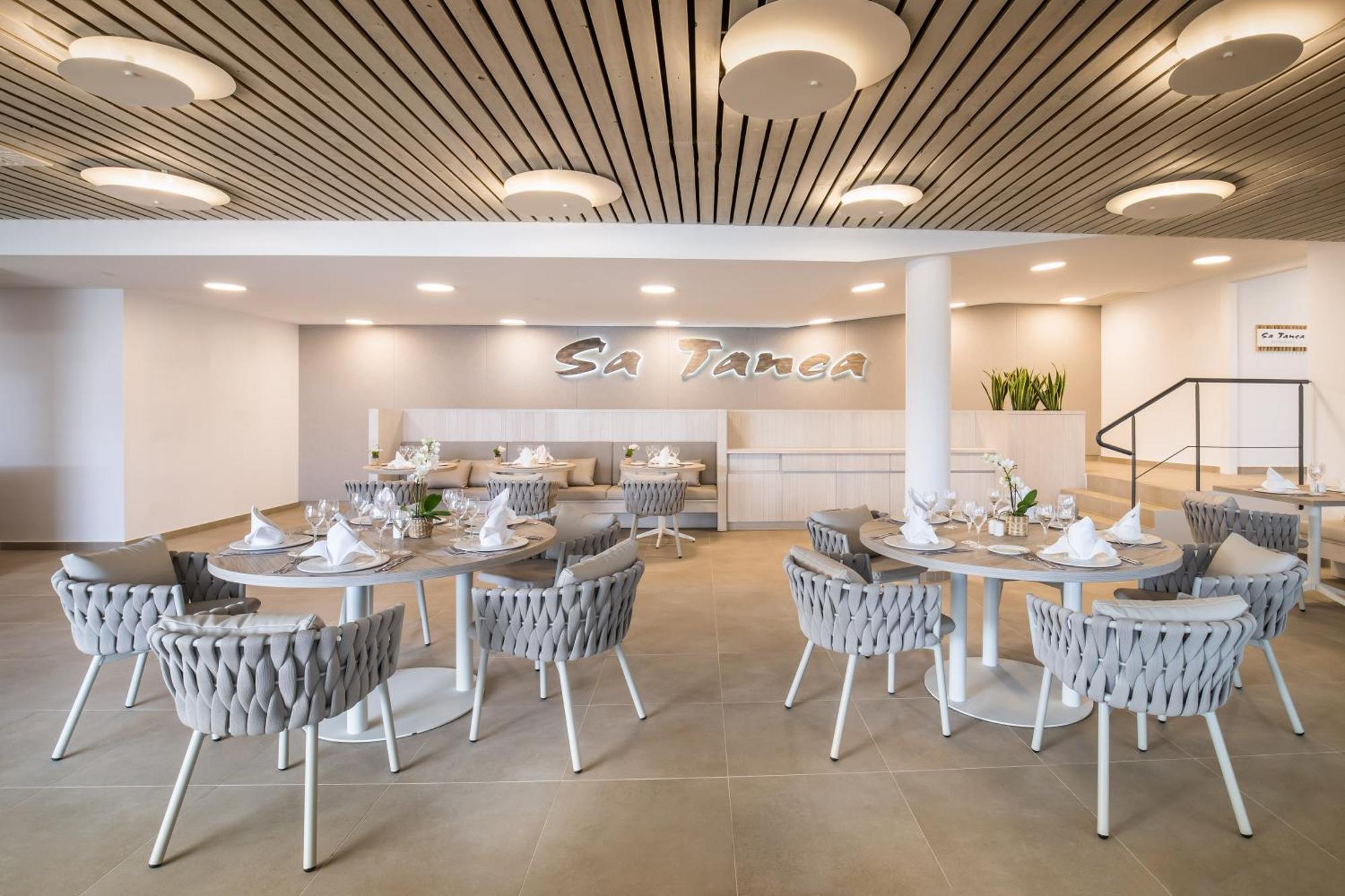 Barcelo Nura Hotel Sant Lluis Luaran gambar