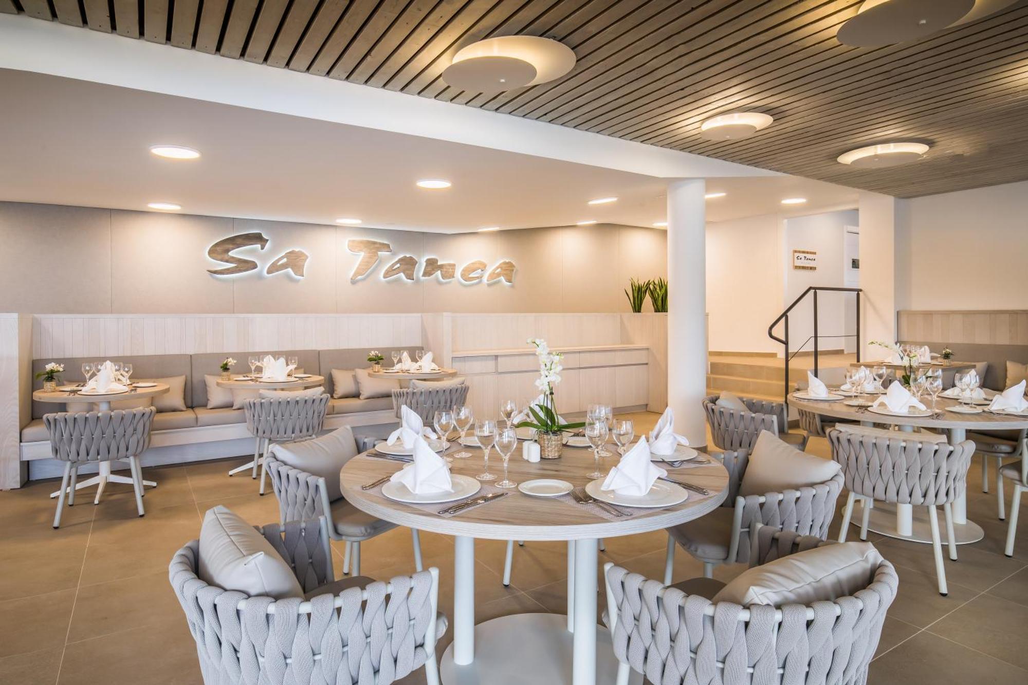 Barcelo Nura Hotel Sant Lluis Luaran gambar